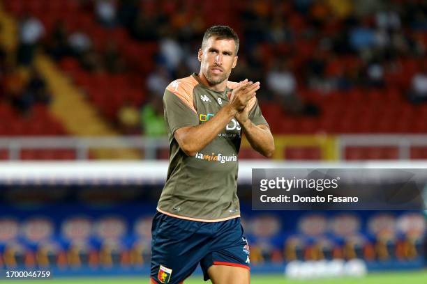 Kevin Strootman of Genoa CFC during the Serie A TIM match between US Lecce and Genoa CFC at Stadio Via del Mare on September 22, 2023 in Lecce, Italy.