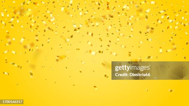 stockillustraties, clipart, cartoons en iconen met falling gold confetti background. can be used for celebration, christmas, new year, carnival festivity, valentine’s day, advertisment event, national holiday, etc. - carnival celebration event