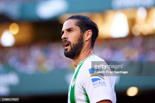 Isco Alarcon of Real Betis looks on during the LaLiga EA Sports match between Real Betis and Cadiz CF at Estadio Benito Villamarin on September 24,...