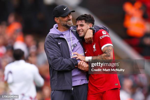 Jurgen Klopp, Head Coach of Liverpool hugs Dominik Szoboszlai of Liverpoolduring the Premier League match between Liverpool FC and West Ham United at...