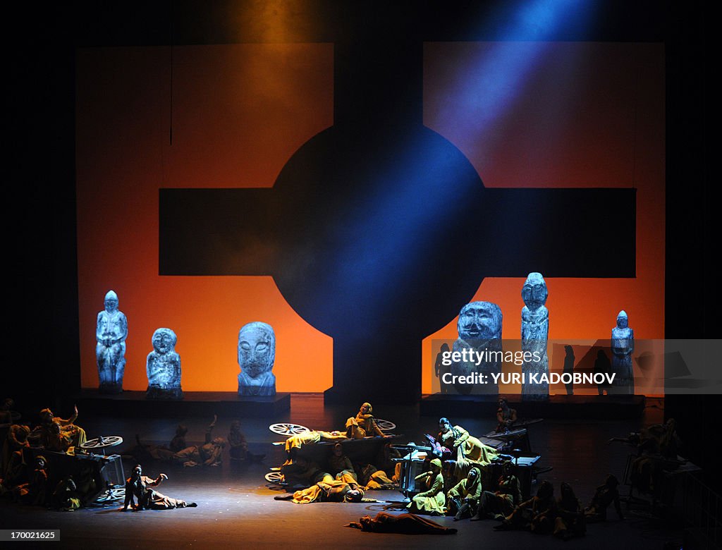 RUSSIA-OPERA-BOLSHOI-THEATRE