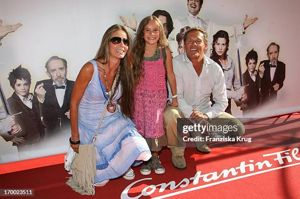 Christian Tramitz wife Anette And Daughter At The Premiere Of Luca "Hui Buh - The Goofy Ghost" In Mathäser Filmpalast In Munich On 160706.