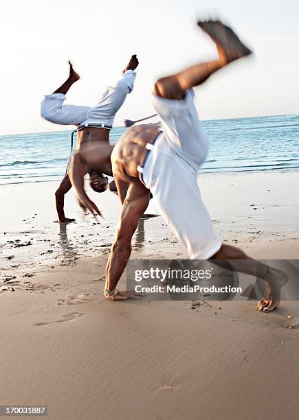 capoeira na praia - estado do ceará brasil imagens e fotografias de stock