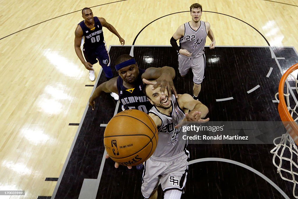 Memphis Grizzlies v San Antonio Spurs - Game Two