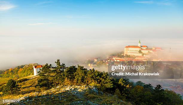 mikulov, moravia, repubblica ceca - cultura ceca foto e immagini stock