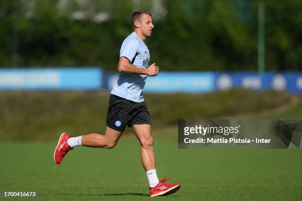 Davide Frattesi of FC Internazionale in action during the FC Internazionale training session at Suning Training Centre at Appiano Gentile on...