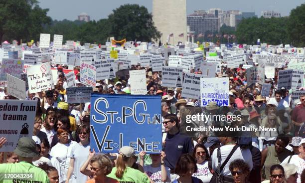 The Mall is filled with women and some men at the Million Mom March in Washington D.C. In order to promote tighter gun control.