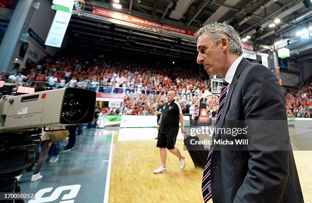 Head coach Svetislav Pesic of Muenchen leaves the court immediatly after game 5 of the semifinals of the Beko BBL playoffs between Brose Baskets and...