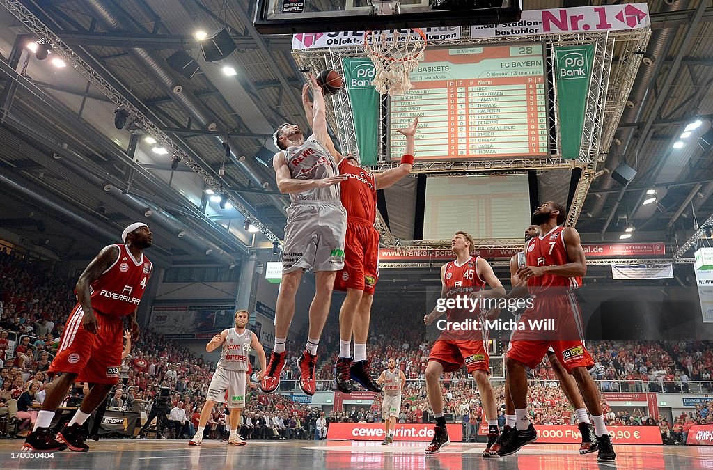 FC Bayern Muenchen v Brose Baskets - BBL Playoffs