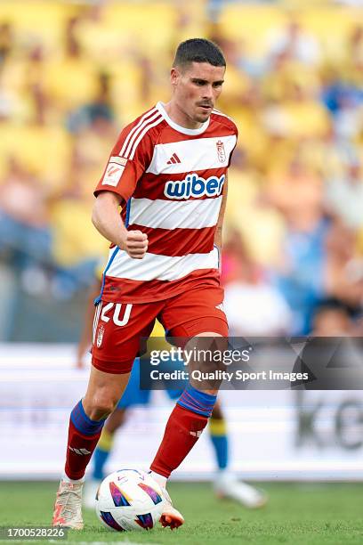 Sergio Ruiz of Granada FC in action during the LaLiga EA Sports match between UD Las Palmas and Granada CF at Estadio Gran Canaria on September 24,...