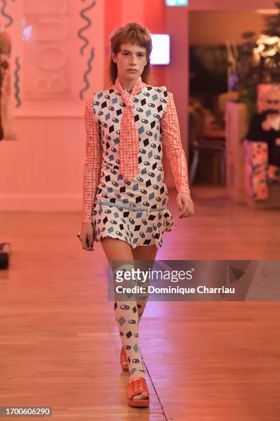 Model walks the runway during the J.Simone Womenswear Spring/Summer 2024 presentation as part of Paris Fashion Week on September 25, 2023 in Paris,...