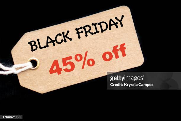 black friday sale on cardboard tag 45% - f��retag bildbanksfoton och bilder
