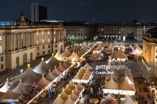 christmas market - berlin bebelplatz/ germany - mitte stock pictures, royalty-free photos & images