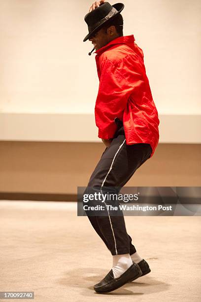 Dimitri Reeves D C Reeves Photos and Premium High Res Pictures - Getty Images