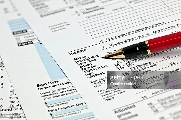 tax 1040x form - filing documents stock pictures, royalty-free photos & images