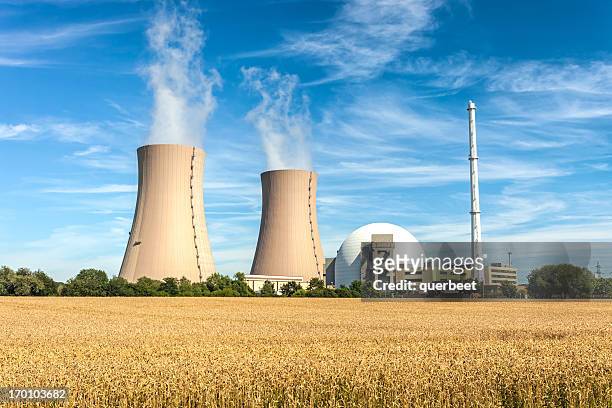 nuclear power station - nuclear power station stock pictures, royalty-free photos & images