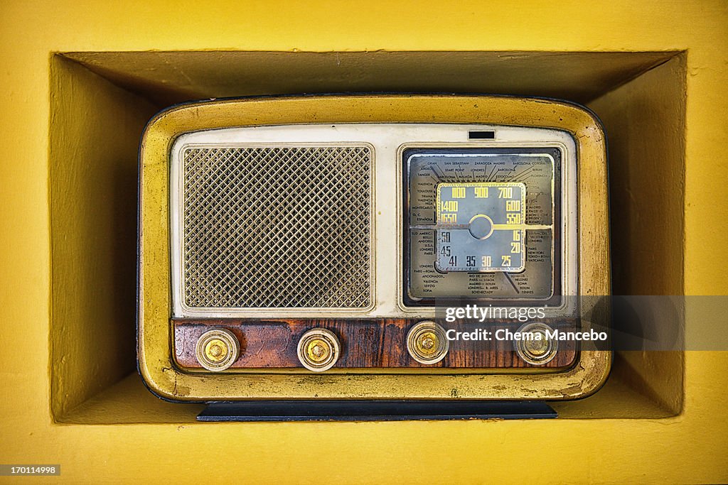 Ols school radio
