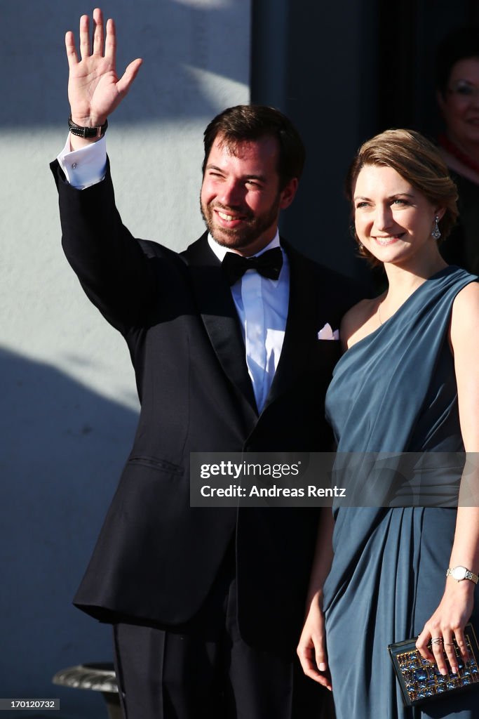 King Carl XVI Gustaf & Queen Silvia Of Sweden Host A Private Dinner Ahead Of The Wedding Of Princess Madeleine & Christopher O'Neill - Outside Arrivals