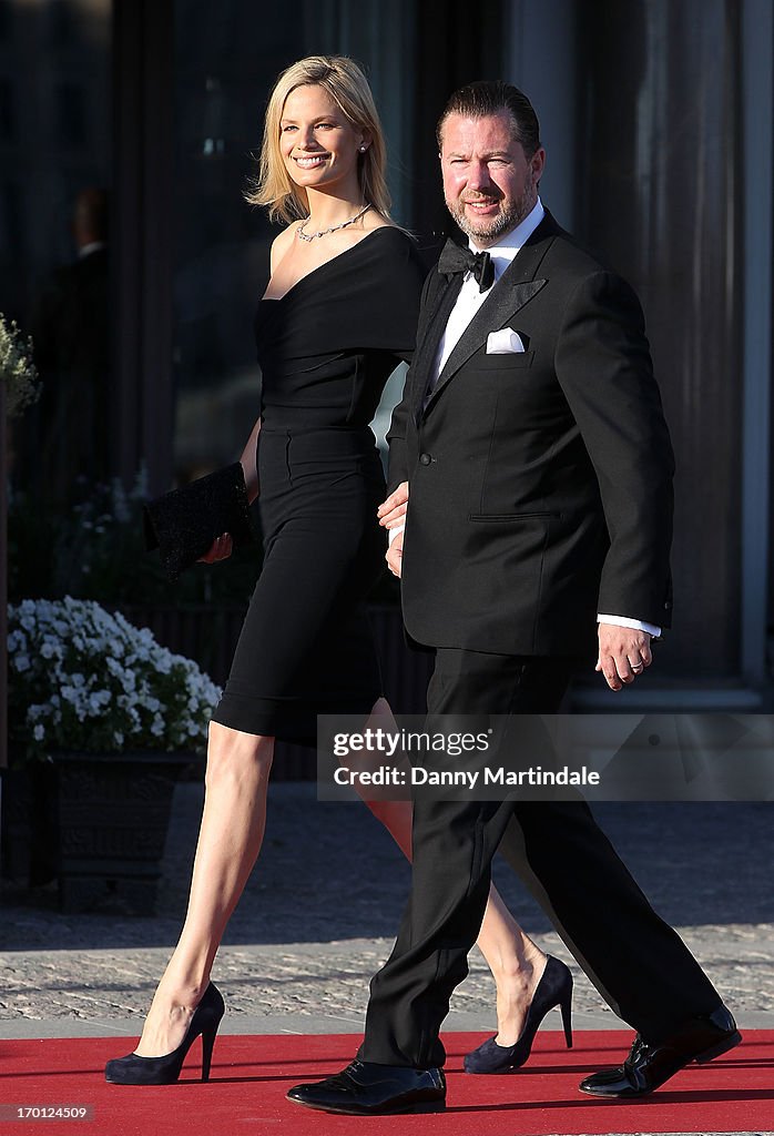 King Carl Gustav & Queen Silvia Host Private Dinner For The Wedding Of Princess Madeleine & Christopher O'Neill-Outside Arrivals
