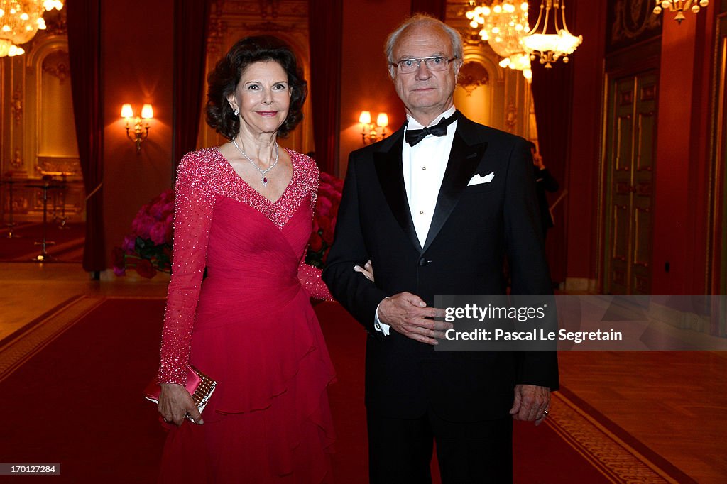 King Carl Gustav & Queen Silvia Host Private Dinner For The Wedding Of Princess Madeleine & Christopher O'Neill- Inside Arrivals