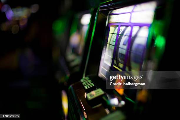 slot machines - casino stockfoto's en -beelden