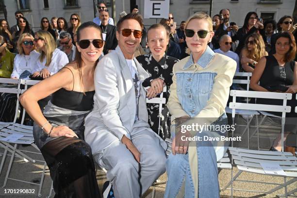 Susan Downey, Robert Downey Jr., Julia Milner and Cate Blanchett attend the Stella McCartney show during Paris Fashion Week Womenswear Spring/Summer...