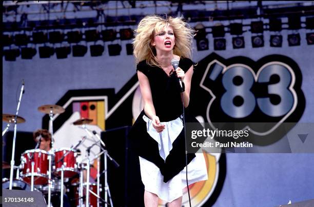 Terry Rae Nunn 1.073 fotos e imágenes de alta resolución de Terri Nunn - Getty Images