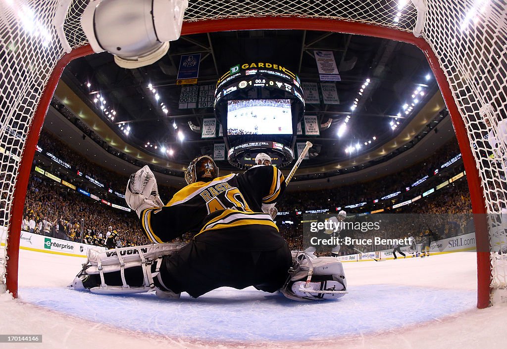 Pittsburgh Penguins v Boston Bruins - Game Four