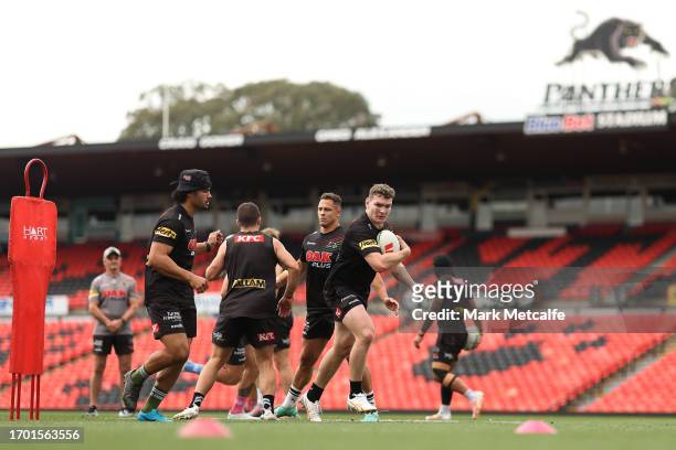 Liam Martin of the Panthers trains during a Penrith Panthers NRL training session at BlueBet Stadium on September 26, 2023 in Penrith, Australia.