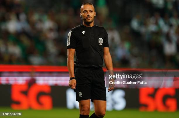 Referee Claudio Pereira in action during the Liga Portugal Betclic match between Sporting CP and Rio Ave FC at Estadio Jose Alvalade on September 25,...
