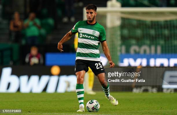 Goncalo Inacio of Sporting CP in action during the Liga Portugal Betclic match between Sporting CP and Rio Ave FC at Estadio Jose Alvalade on...