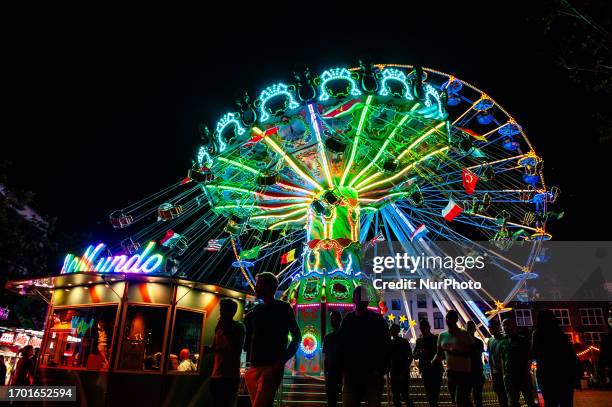 During the celebration of the 750th edition of the Autumn Fair, a hundred attractions have been placed around the city center. In Nijmegen, on...