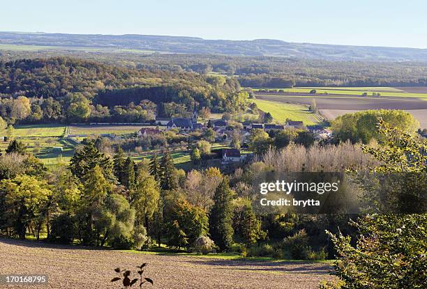 french village craonne and surrounding,picardy,france - hauts de france 個照片及圖片檔
