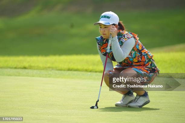 Hiroko Azuma of Japan lines up a putt on the 9th green during the first round of Sky Ladies ABC Cup at ABC Golf Club on September 26, 2023 in Kato,...