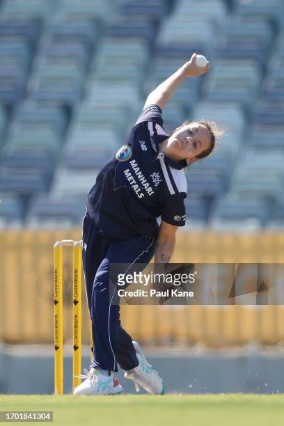 Rhys McKenna of Victoria bowls during the WNCL match between Western Australia and Victoria at the WACA, on September 26 in Perth, Australia.