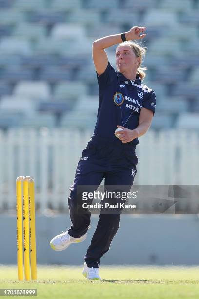 Sophie Day of Victoria bowls during the WNCL match between Western Australia and Victoria at the WACA, on September 26 in Perth, Australia.