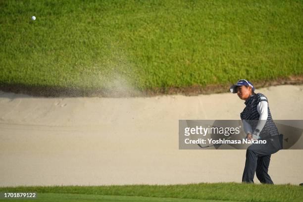 Rika Yabuta of Japan hits out from a bunker on the 18th hole during the first round of Sky Ladies ABC Cup at ABC Golf Club on September 26, 2023 in...
