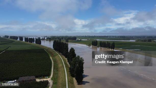 hawkes bay, new zealand, flooded river. - hawkes bay region stock pictures, royalty-free photos & images