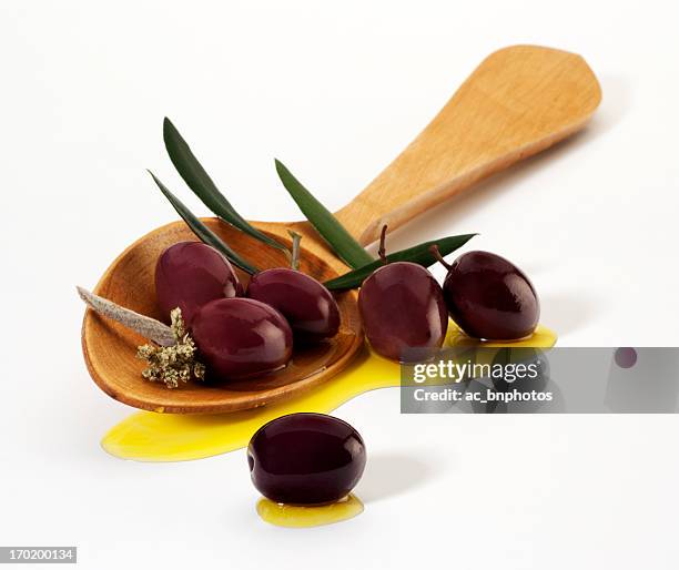 black olives - black olive stockfoto's en -beelden