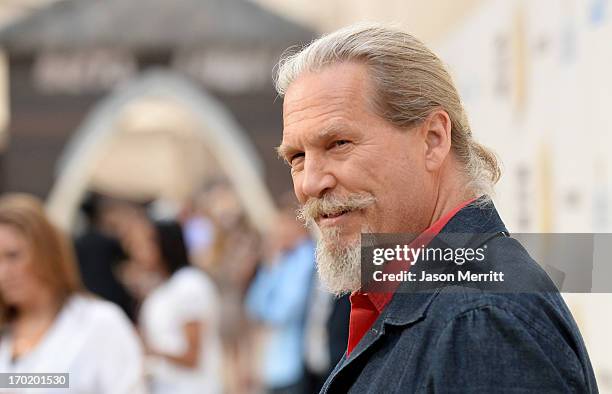 Actor Jeff Bridges attends Spike TV's Guys Choice 2013 at Sony Pictures Studios on June 8, 2013 in Culver City, California.