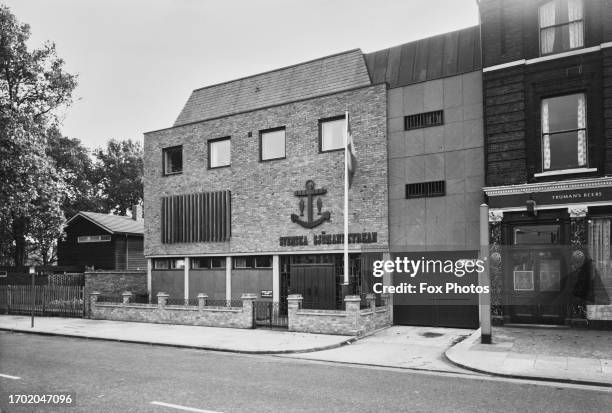 View of the Swedish Seamen's Church, Lower Road, Rotherhithe, London, October 1967. The Prince of Orange public house can also be seen on the right.