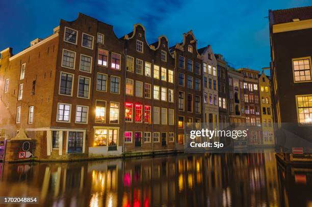99 Zeedijk Amsterdam Stock Photos High Res Pictures And Images 99-zeedijk-amsterdam-stock-photos-high-res-pictures-and-images