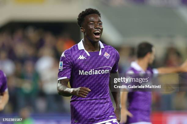 Michael Kayode of ACF Fiorentina celebrates after scoring a goal during the Serie A TIM match between ACF Fiorentina and Cagliari Calcio at Stadio...