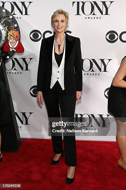 Actress Jane Lynch attends The 67th Annual Tony Awards at Radio City Music Hall on June 9, 2013 in New York City.