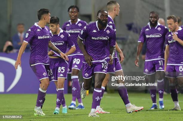 Bala Nzola of ACF Fiorentina celebrates after scoring a goal during the Serie A TIM match between ACF Fiorentina and Cagliari Calcio at Stadio...