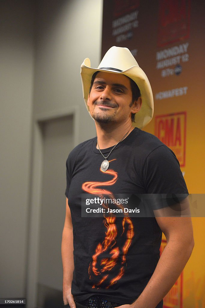 2013 CMA Music Festival - Day 4