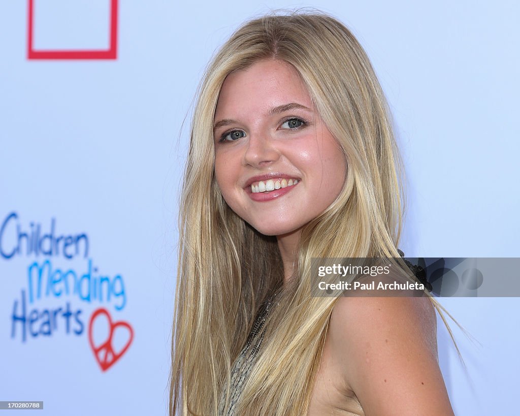 1st Annual Children Mending Hearts Style Sunday - Arrivals