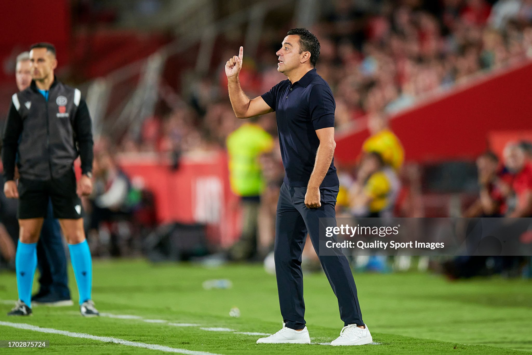 Critical Xavi is annoyed by a Frenkie-less Barça: This should never happen