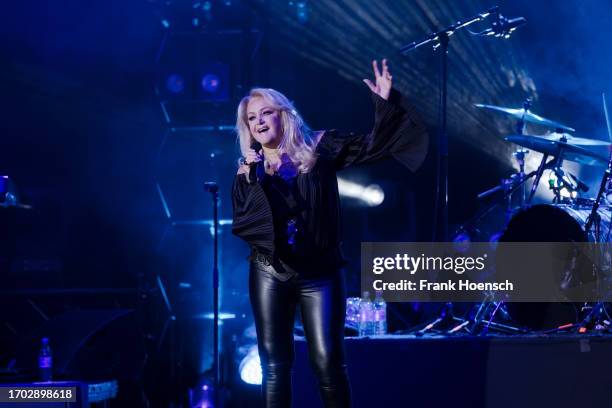 Bonnie Tyler performs live on stage during a concert at the Admiralspalast on October 2, 2023 in Berlin, Germany.