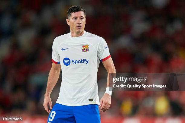 Robert Lewandowski of FC Barcelona looks on during the LaLiga EA Sports match between RCD Mallorca and FC Barcelona at Estadi de Son Moix on...